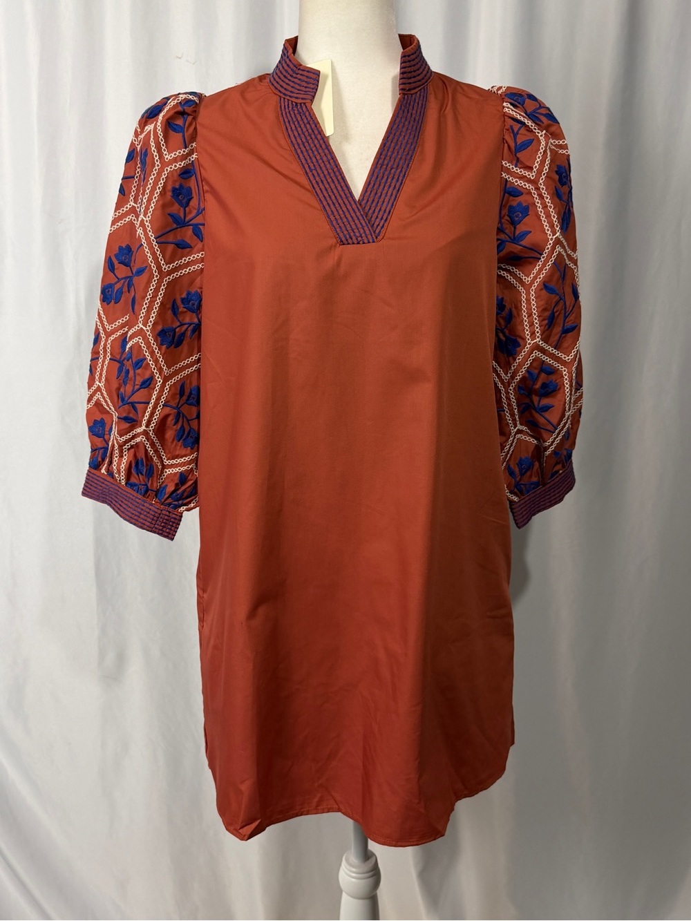 NWT Entro New Heights Rust Embroidered Balloon Sleeve Mini Dress Sz S